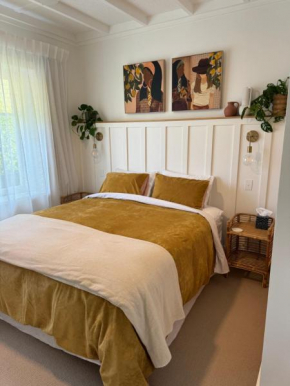 Luxury Magnolia Bungalow